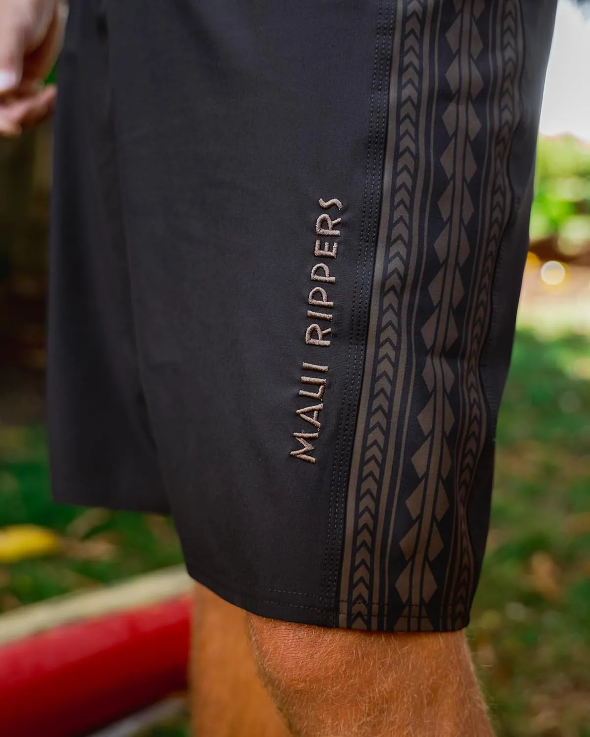 Maui Rippers Mens 21" Board Short Swim Trunks 4-Way Stretch with Large Pockets